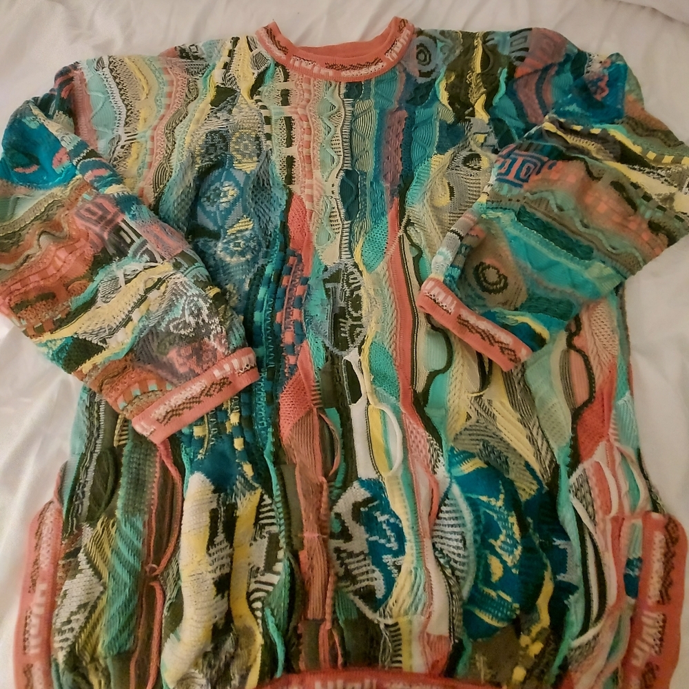 Mens coogie sweater